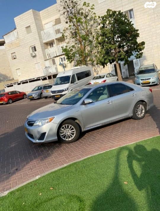 טויוטה קאמרי