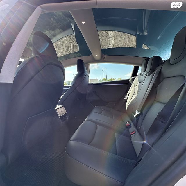 טסלה מודל 3