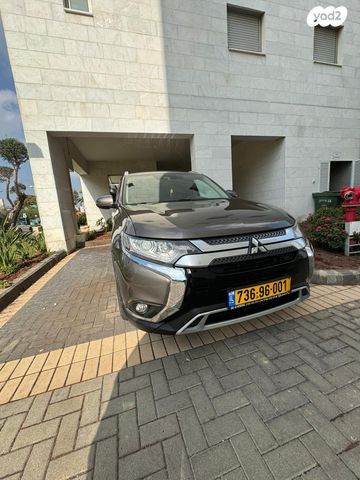 מיצובישי אאוטלנדר