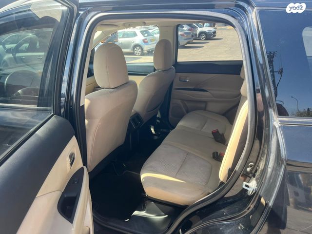 מיצובישי אאוטלנדר