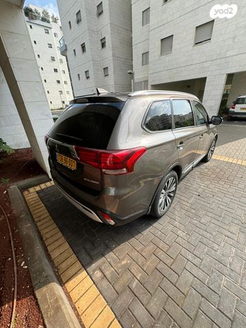 מודעת רכב מיצובישי אאוטלנדר