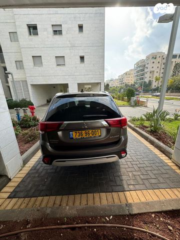 מיצובישי אאוטלנדר