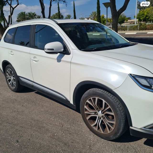 מודעת רכב מיצובישי אאוטלנדר