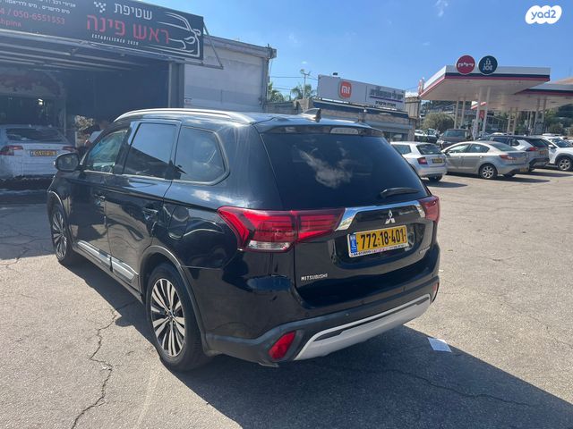 מיצובישי אאוטלנדר