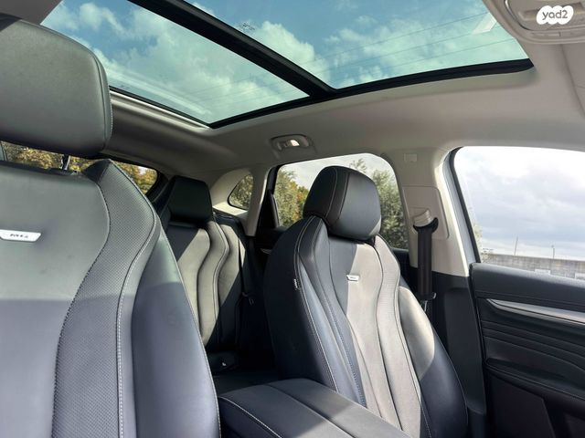 אם ג'י מארוול R