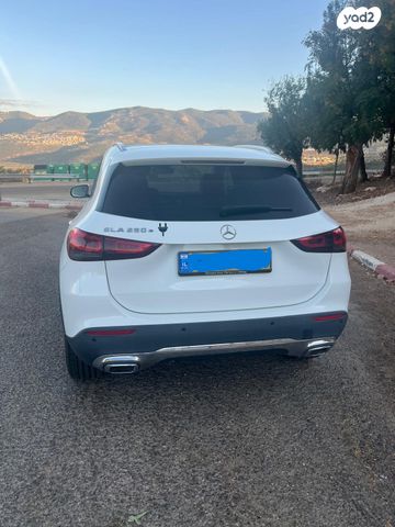 מרצדס-בנץ GLA