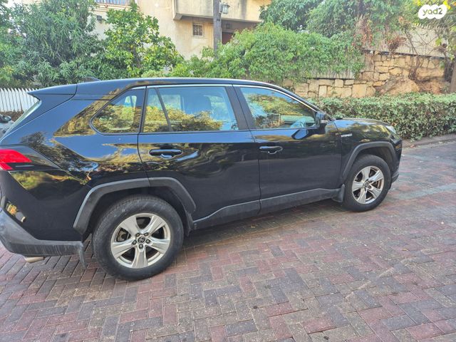 מודעת רכב טויוטה RAV4