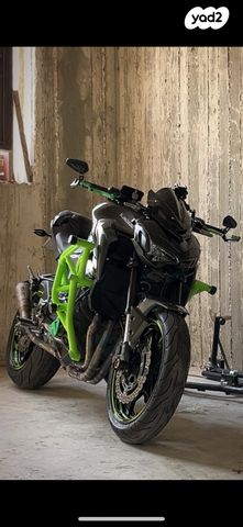 קאוואסאקי Z900