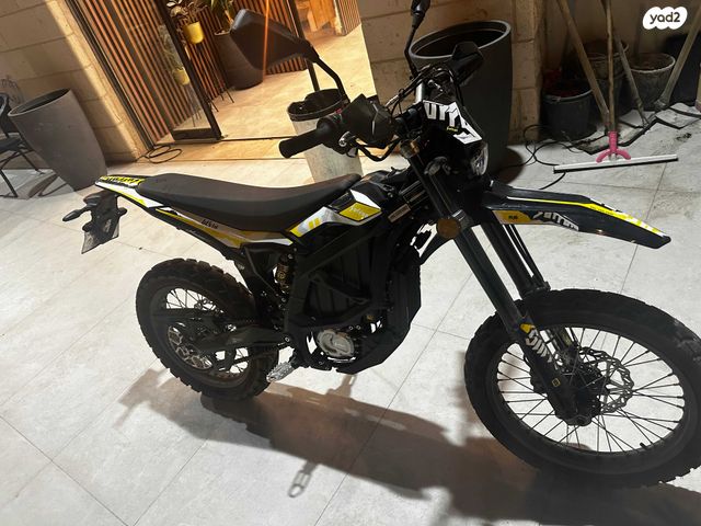 מודעת רכב סורון ULTRA BEE T