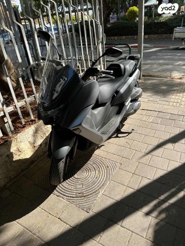 סאן יאנג מקסים 400i