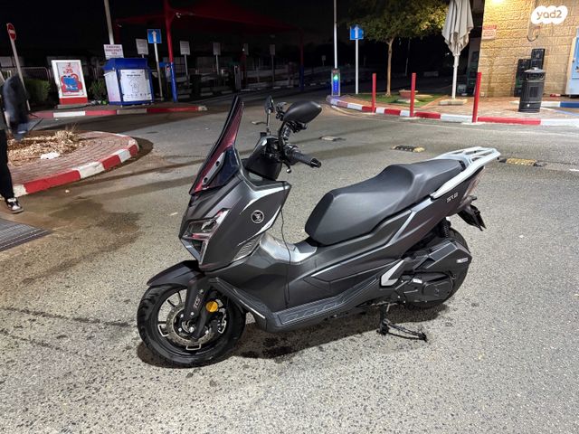 מודעת רכב VOGE SR1