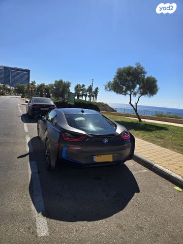 מודעת רכב ב מ וו i8 1