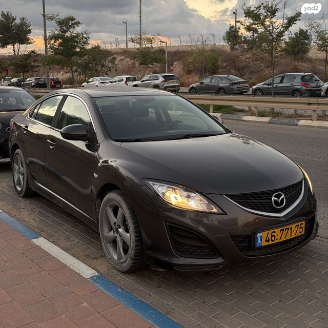 מודעת רכב מאזדה 6
