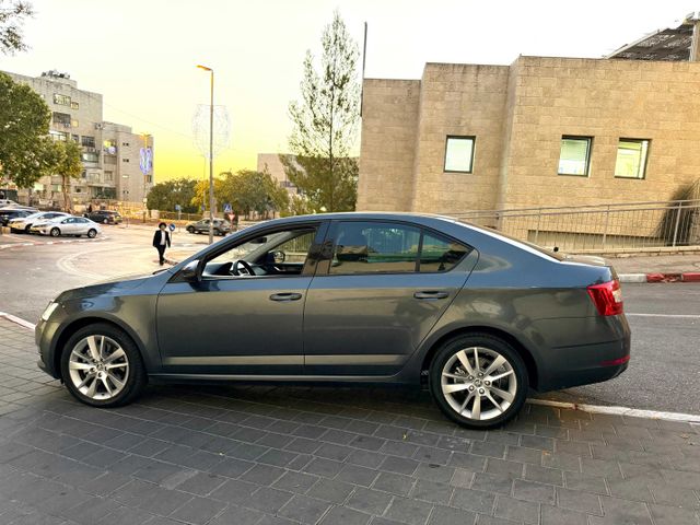 סקודה אוקטביה 