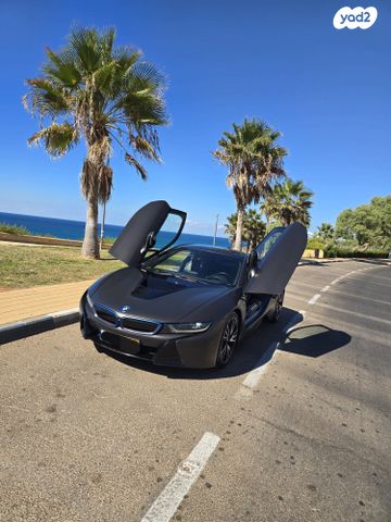 מודעת רכב ב מ וו i8