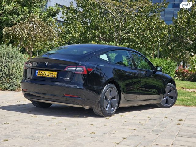 טסלה מודל 3