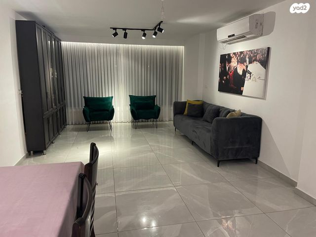 דירה, סמטת נחמני 3, שעריים, רחובות