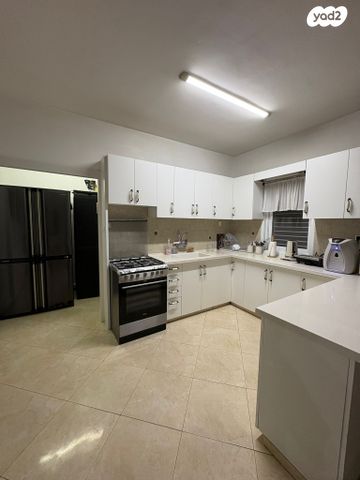 דירה, הלל יפה 39, מרכז העיר, חדרה