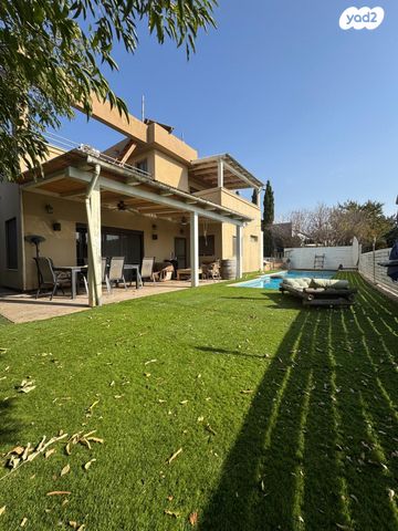 בית פרטי/ קוטג', אלה 3, בחן, בחן