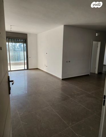 דירה, חליל 1, המוזיקה, שדרות