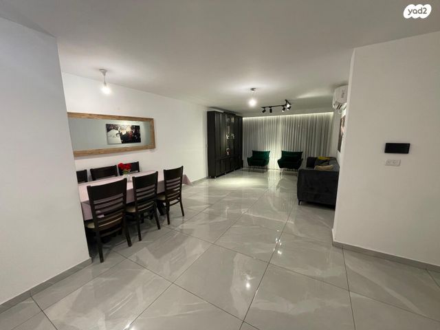 דירה, סמטת נחמני 3, שעריים, רחובות