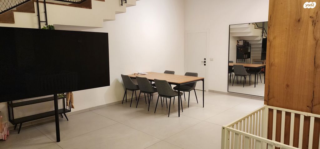 ארבע אמהות 15