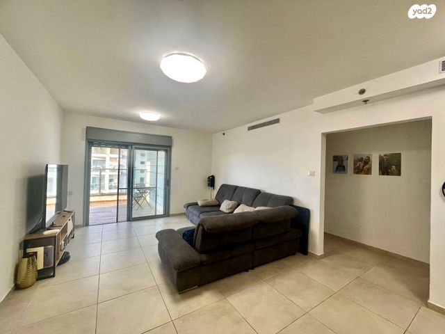 דירה, שדרות יצחק שמיר 11, גלי כרמל, טירת כרמל