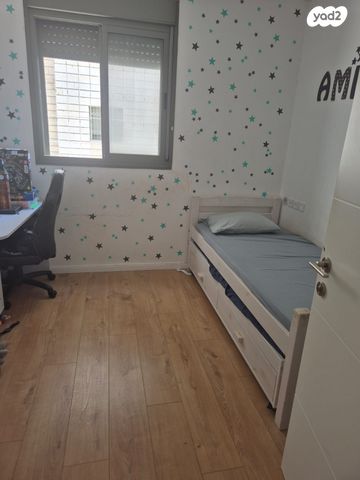 דירה, אלונים 10, קרית השרון, נתניה