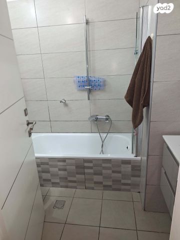 דירת גן, מבוא החמציץ 3, רובע ח', אשדוד