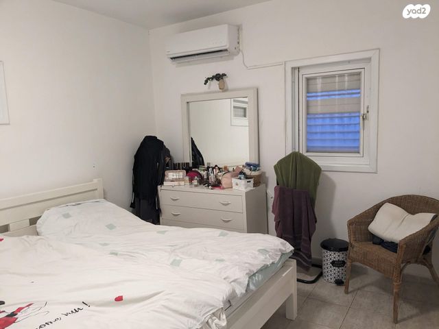 דירה, הרצל 75, שכונת בן גוריון, מרכז העיר ג', רמת גן