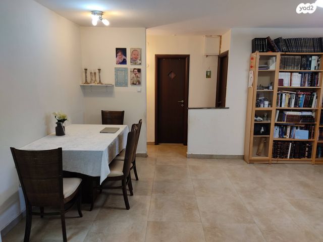 צבי בורנשטיין 657