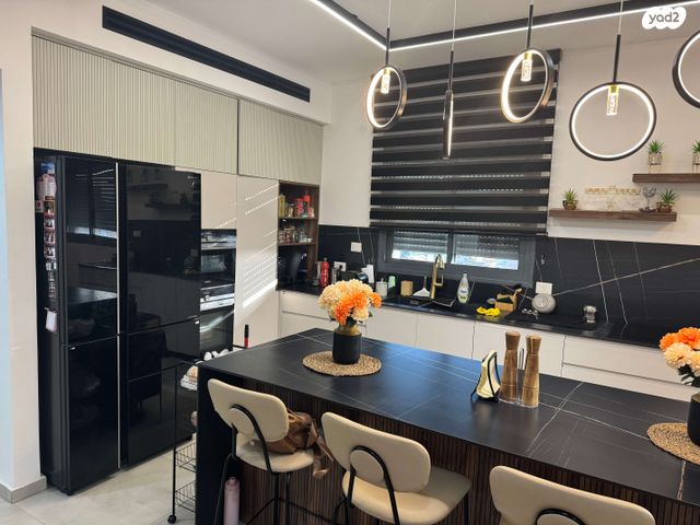 דירה, סעדיה גאון 36, שעריים, רחובות