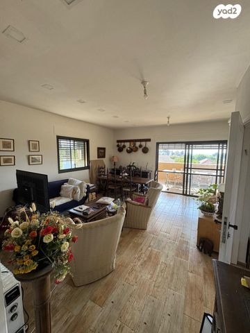 בית פרטי/ קוטג', אלה 3, בחן, בחן