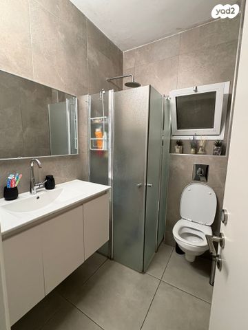 דירה, הלל יפה 39, מרכז העיר, חדרה