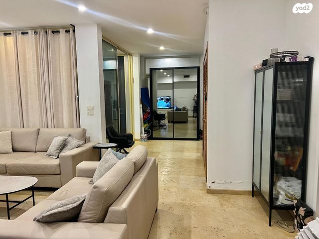 יחידת דיור, הארז 77, כפר הנגיד, כפר הנגיד