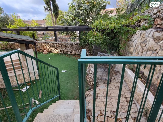 בית פרטי/ קוטג', משעול הקורנית 5, רמות, ירושלים