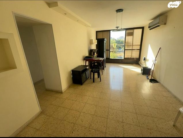 קרן קיימת לישראל 12