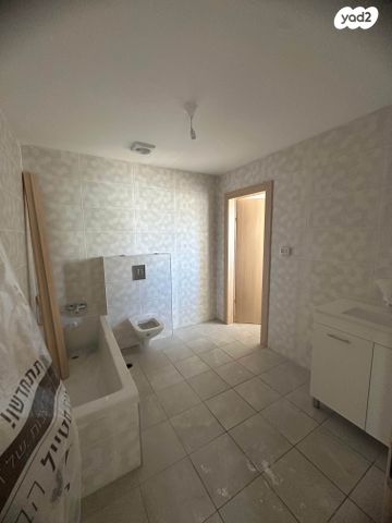 דירה, לשם 33, שאר העיר, אריאל