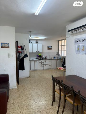 דירה, הרצל 12, מרכז עפולה עלית, עפולה