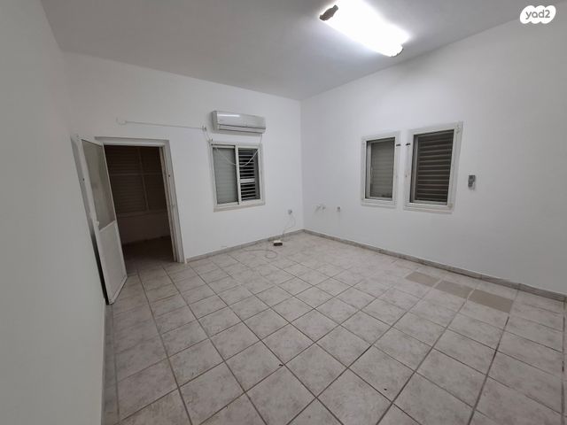 דירה, הפרדסים 56, כפר יעבץ, כפר יעבץ