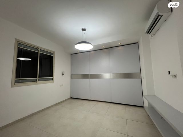 דירה, קרן היסוד 11, מרכז העיר, סביניה, הוותיקה, קרית ביאליק