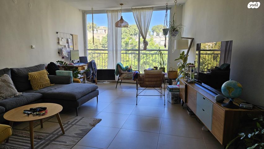 דירה, הרב הרצוג 20, תל גנים, גבעתיים