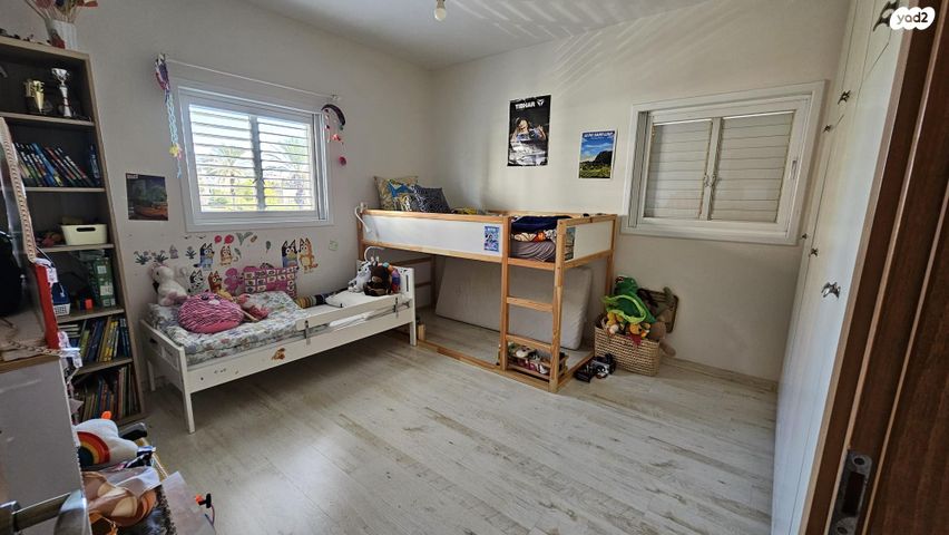 דירה, הרב הרצוג 20, תל גנים, גבעתיים