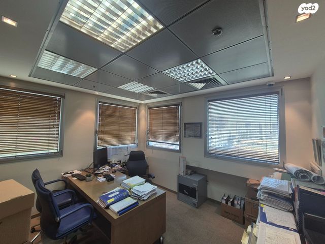 משרדים, גוש עציון 7, בית וקאנטרי, גיורא יוספטל, גבעת שמואל