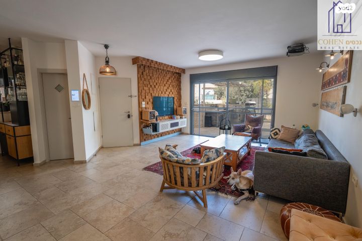 בית פרטי/ קוטג', נופך, מודיעין מכבים רעות