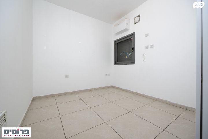 דירה, גרשון אבנר, ארמון הנציב, תלפיות מזרח, ירושלים