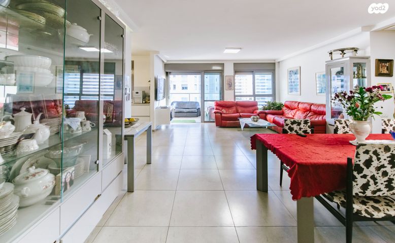 סמיר משה נקאש 