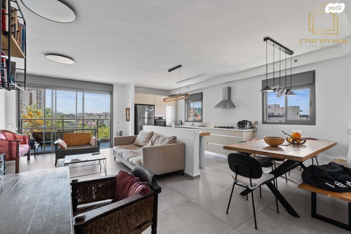 דירה, התקווה, ראשון לציון