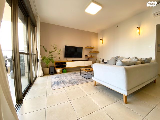 דירה, ארזי הלבנון, עין הים, חדרה