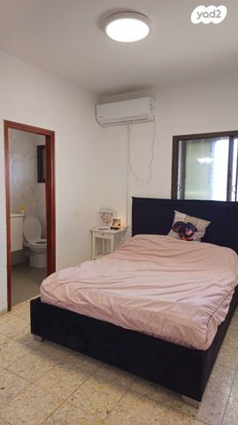 טריפלקס, ארלוזורוב, מרכז העיר, קרית אתא